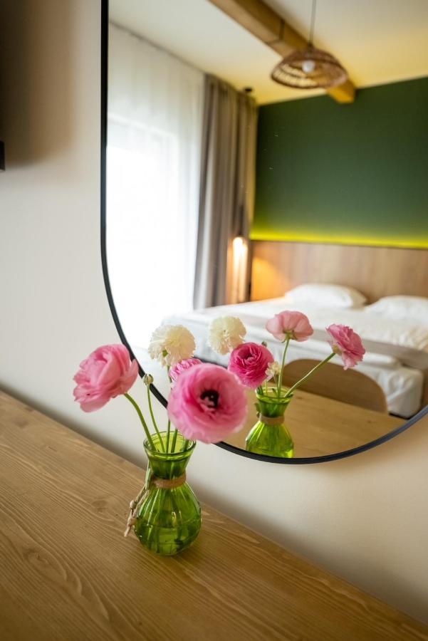 Stokker Hotel Oradea Ngoại thất bức ảnh