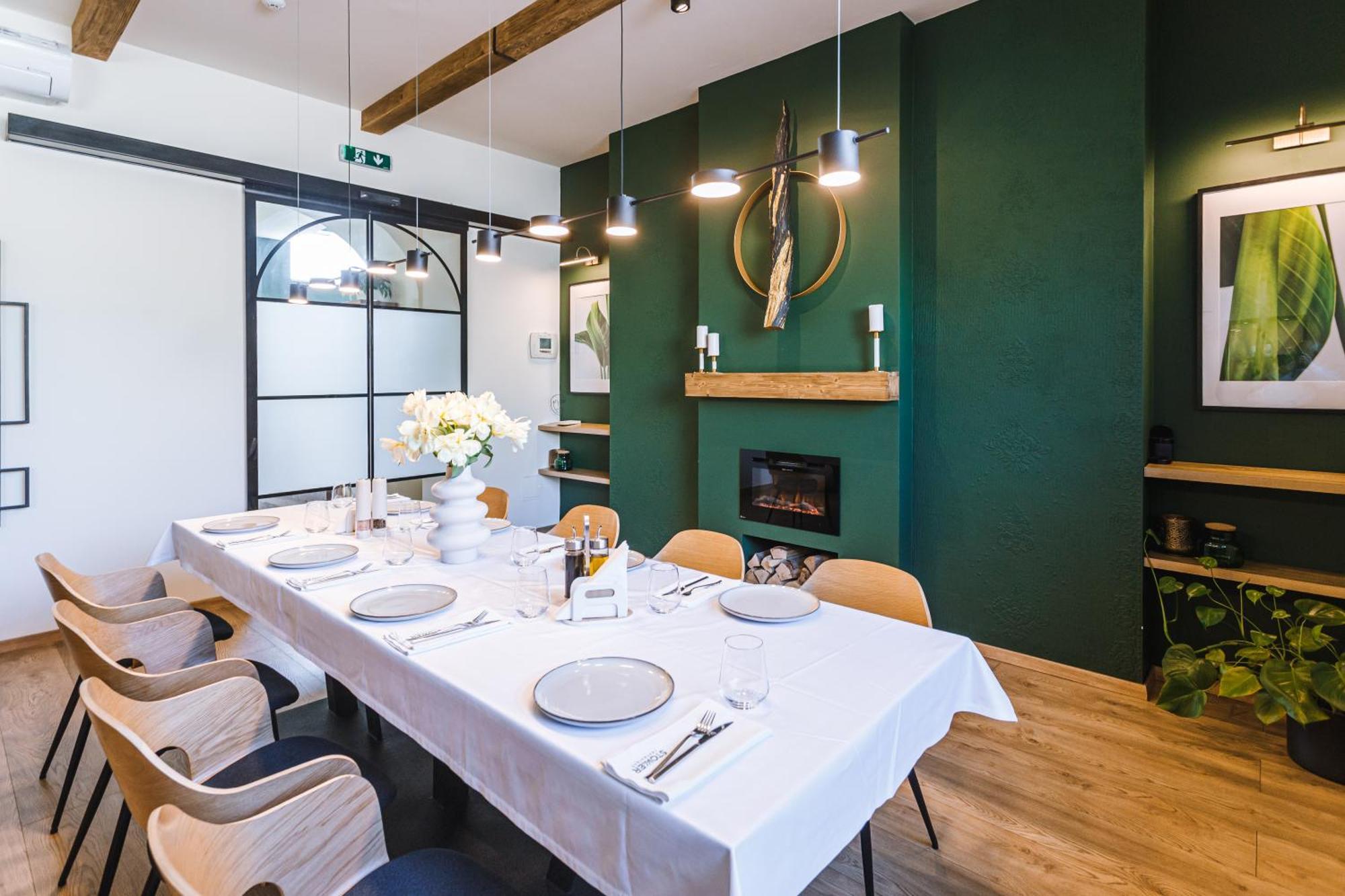 Stokker Hotel Oradea Ngoại thất bức ảnh