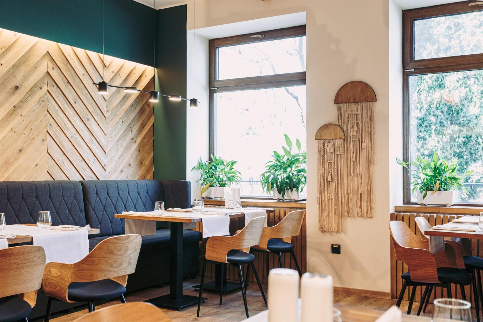 Stokker Hotel Oradea Ngoại thất bức ảnh