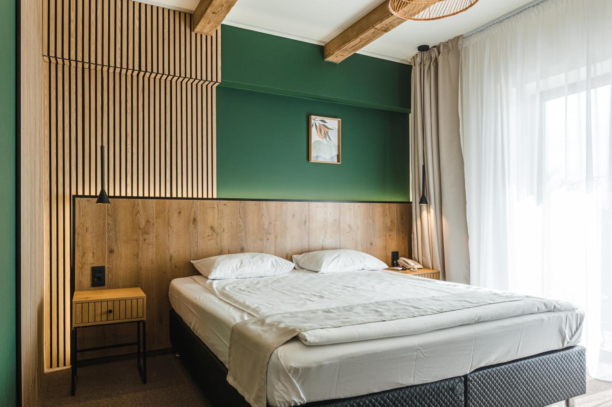 Stokker Hotel Oradea Ngoại thất bức ảnh